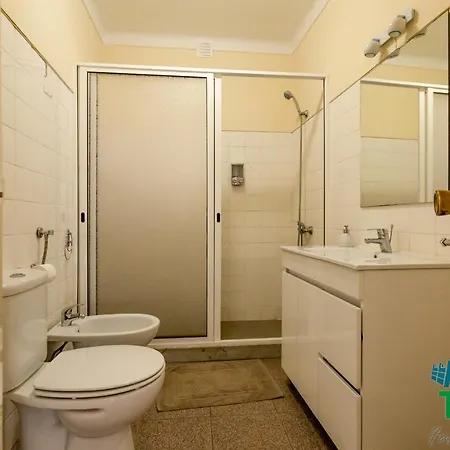 Apartment Rowfort - Al Angra do Heroismo